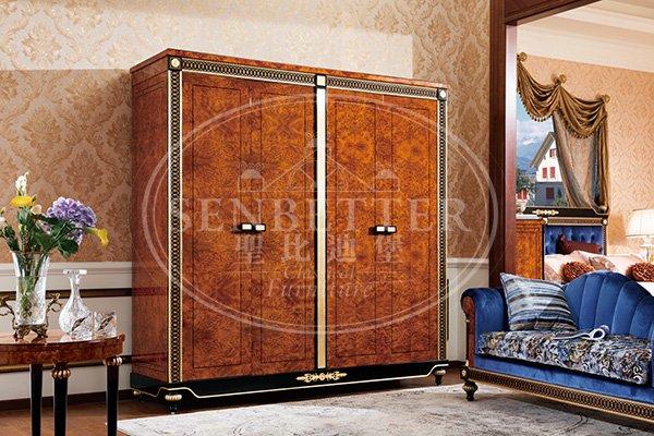 Italian Newly Black Color Bed With Shiny Brass Accessory Decoration Bedroom Furniture 0069